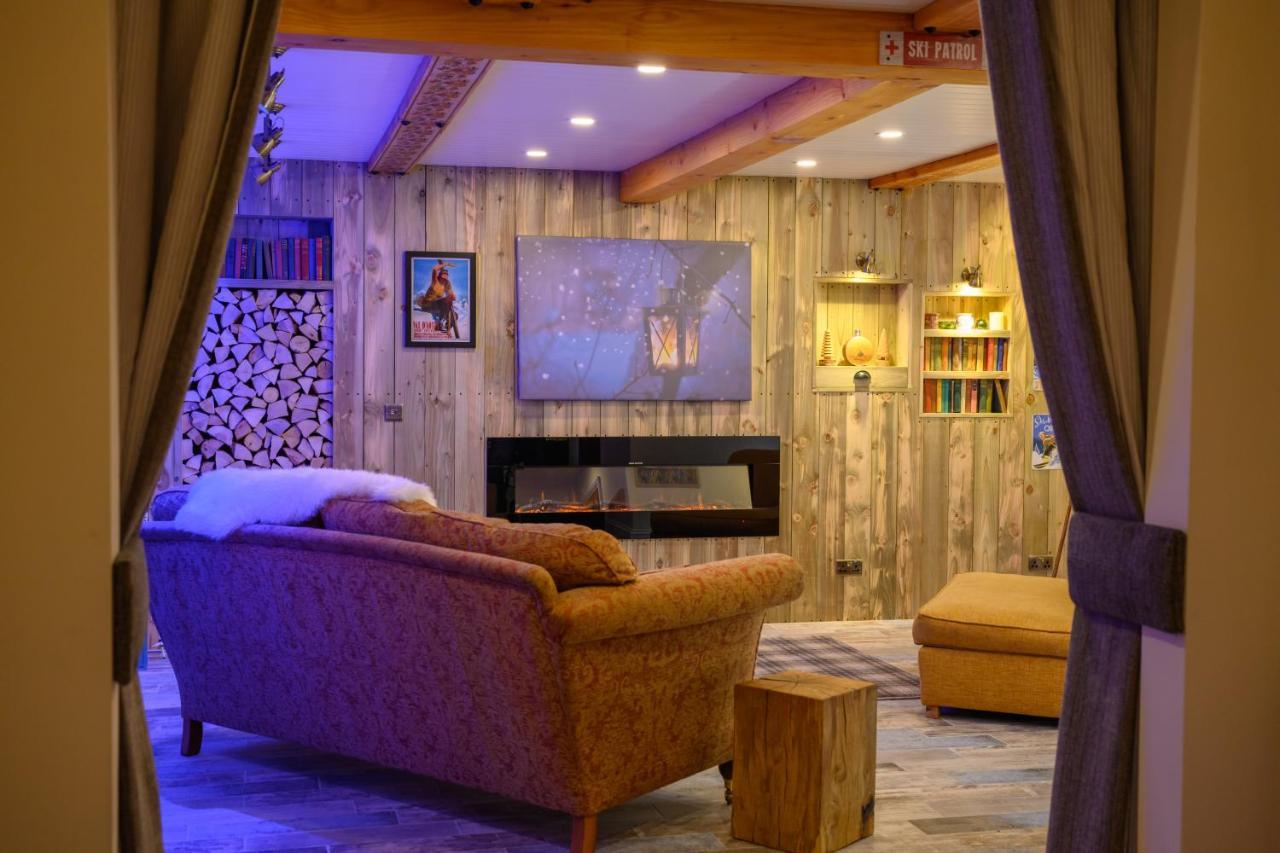 Anastasia'S Secret! Cupar Swiss Alpine Style Apartment 외부 사진