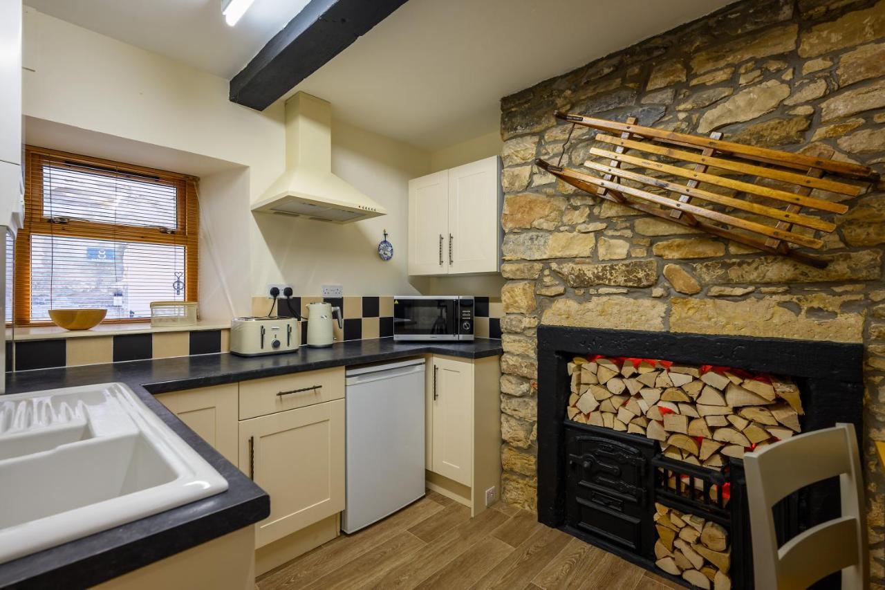 Anastasia'S Secret! Cupar Swiss Alpine Style Apartment 외부 사진